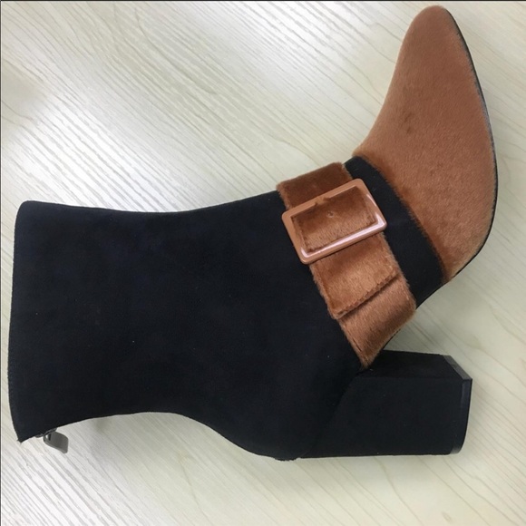 Velvet vintage style bootie - Picture 3 of 3